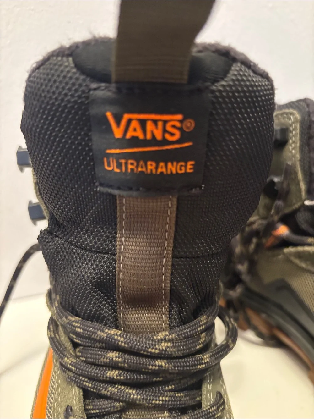 Vans Kids Olive Green and Orange Gore-Tex High-Top Boots ultra Range NWT